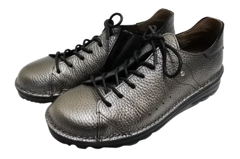 【TODAY'S T7091S ダークシルバー】シュリンクレザーサイドジップスニーカー レディース