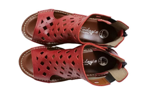 【TODAY's 0105 カーマイン】幅広4E本革コンフォートメッシュサンダル