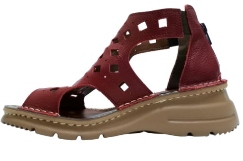 【TODAY's 0105 カーマイン】幅広4E本革コンフォートメッシュサンダル