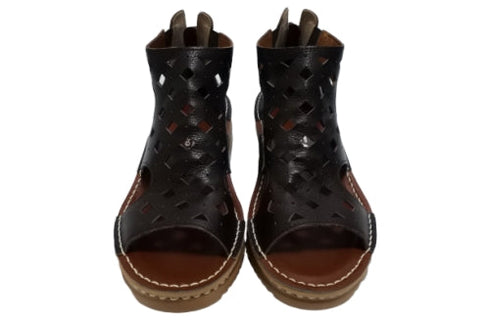 【TODAY's 0105 ダークブラウン】幅広4E本革コンフォートメッシュサンダル