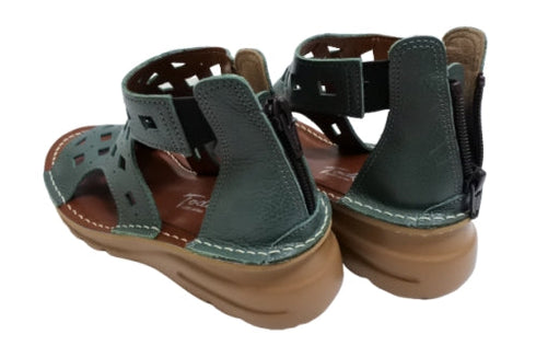 【TODAY's 0105 ターコイズ】幅広4E本革コンフォートメッシュサンダル