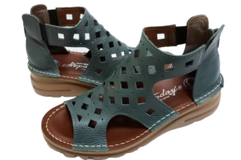 【TODAY's 0105 ターコイズ】幅広4E本革コンフォートメッシュサンダル