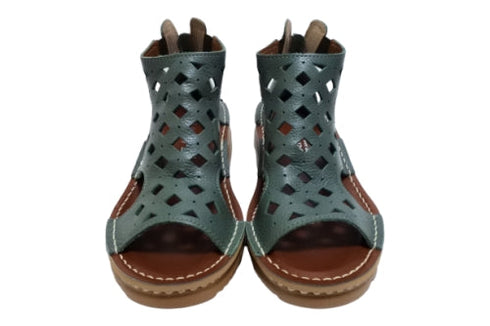 【TODAY's 0105 ターコイズ】幅広4E本革コンフォートメッシュサンダル