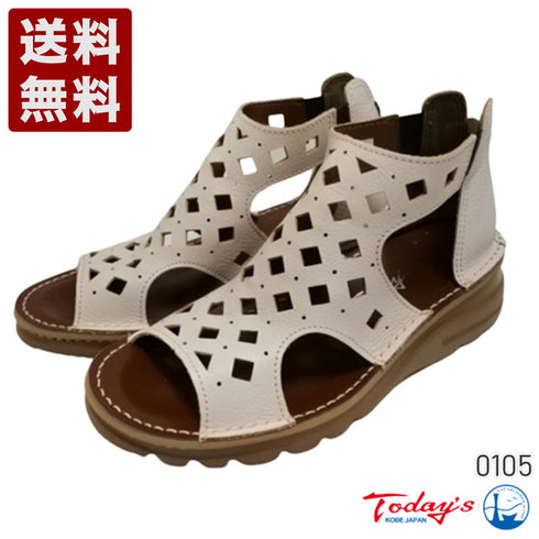 【TODAY's 0105 バニラ】幅広4E本革コンフォートメッシュサンダル