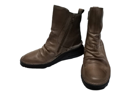 【TODAY's 0206 グレー】幅広4E サイドジップミドルブーツ