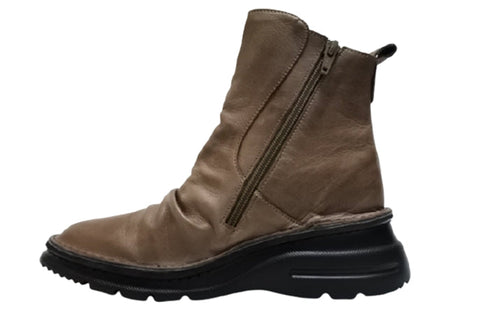 【TODAY's 0206 グレー】幅広4E サイドジップミドルブーツ