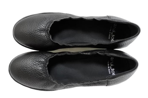 【arui_toe 1100 ブラック】伸縮ゴムの本革コンフォートスリッポン