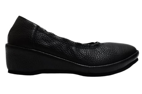 【arui_toe 1100 ブラック】伸縮ゴムの本革コンフォートスリッポン