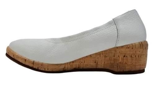 【arui_toe 1100 オフホワイト】伸縮ゴムの本革コンフォートスリッポン