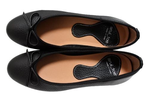 【arui_toe 1701 ブラック】リボンモチーフ本革パンプス