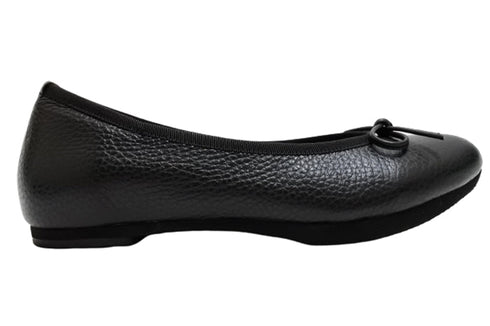 【arui_toe 1701 ブラック】リボンモチーフ本革パンプス