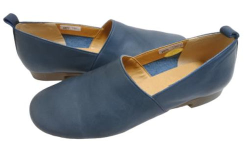 【TODAY'S 1877 ネイビー】シンプルなLカット本革やわらかスリッポン