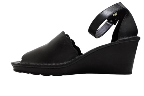 【インコルジェ2023 ブラック】ウェッジハイヒールストラップサンダル