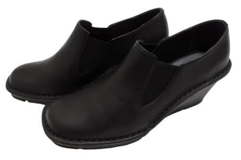 【インコルジェ 2027 ブラック】ウェッジハイヒールスリッポンシューズ