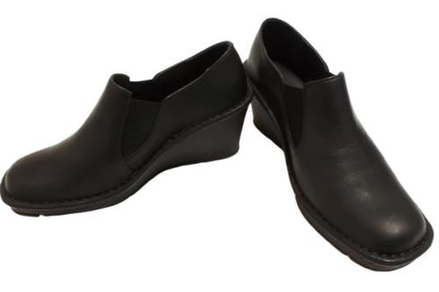 【インコルジェ 2027 ブラック】ウェッジハイヒールスリッポンシューズ