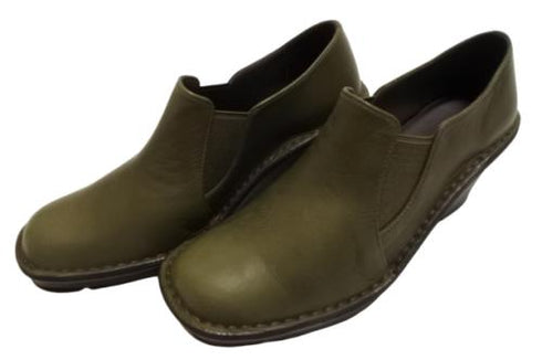 【インコルジェ 2027 オリーブ】ウェッジハイヒールスリッポンシューズ