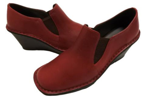 【インコルジェ 2027 ワイン】ウェッジハイヒールスリッポンシューズ