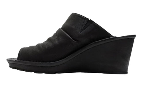 【インコルジェ 2036 ブラック】本革ウェッジハイヒールオープントゥサンダル