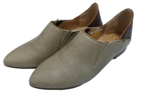 【TODAY'S 2418 グレー】本革ポインテッドトゥ サイドゴアフラットシューズ