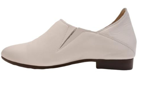 【TODAY'S 2418 アイボリー】本革ポインテッドトゥ サイドゴアフラットシューズ