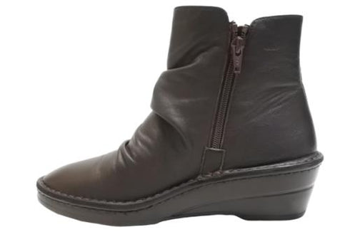 【インコルジェ3204 ダークブラウン】くしゅスマートショートブーツ