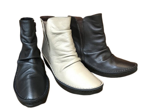 【インコルジェ3204 グレー】くしゅスマートショートブーツ