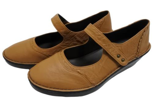 【インコルジェ3211 ブラウン】レース風飾りつき上品ストラップシューズ