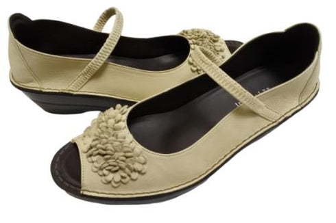 【インコルジェ 3221 ベージュ】フラワーモチーフオープントゥシューズ