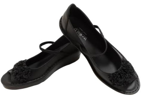 【インコルジェ 3221 ブラック】フラワーモチーフオープントゥシューズ