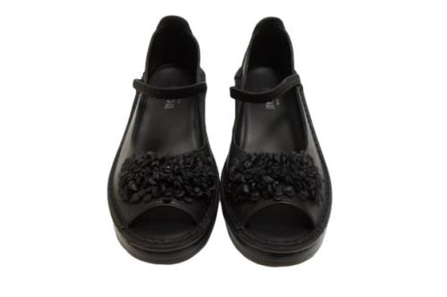 【インコルジェ 3221 ブラック】フラワーモチーフオープントゥシューズ