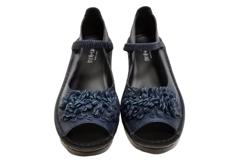 【インコルジェ 3221 ネイビー】フラワーモチーフオープントゥシューズ