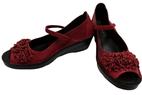 【インコルジェ 3221 レッド】フラワーモチーフオープントゥシューズ