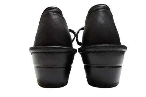 【インコルジェ 32211 ブラック】シンプルなオープントゥシューズ