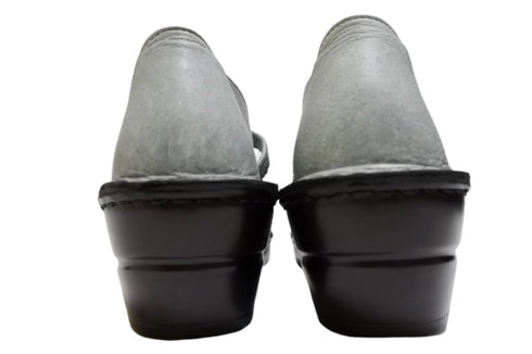 【インコルジェ 32211 ライトブルー】シンプルなオープントゥシューズ