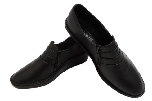 【インコルジェ3235 ブラック】デザインスリッポンシューズ