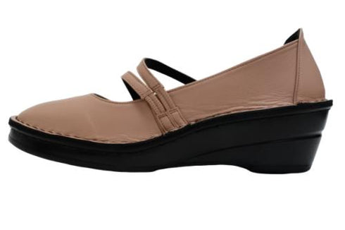 【インコルジェ3254 ライトピンク】ウェッジソールななめストラップパンプス