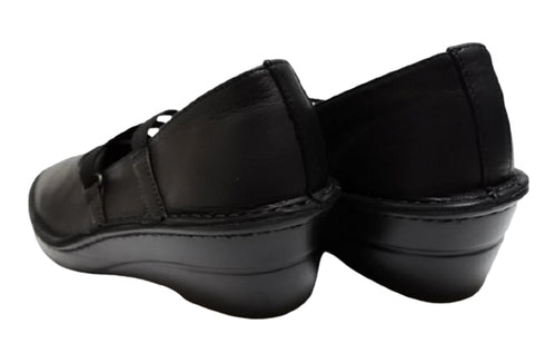 【インコルジェ3261 ブラック】ジグザグストラップパンプス