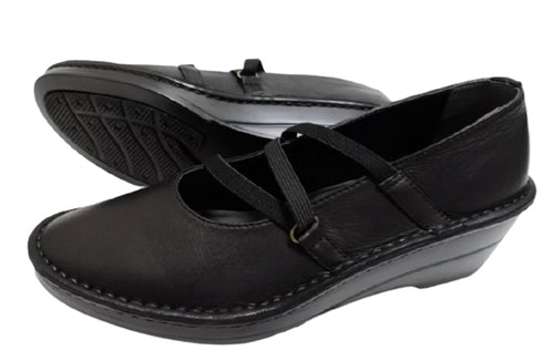 【インコルジェ3261 ブラック】ジグザグストラップパンプス