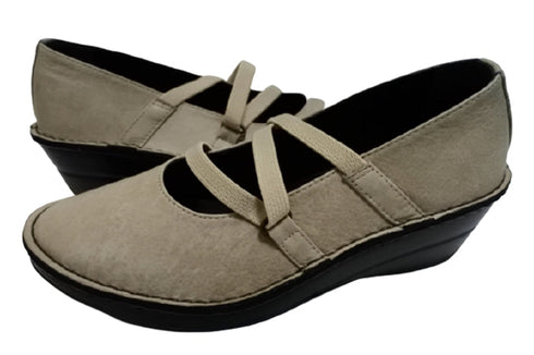 【インコルジェ3261 グレージュ】ジグザグストラップパンプス