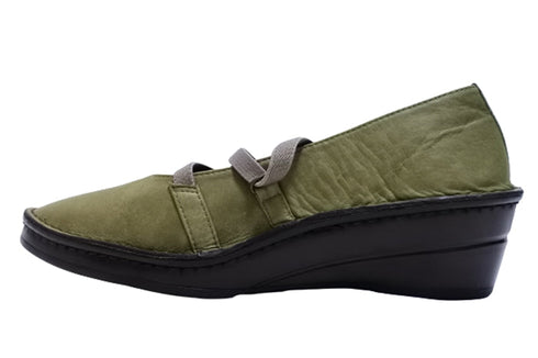 【インコルジェ3261 カーキ】ジグザグストラップパンプス