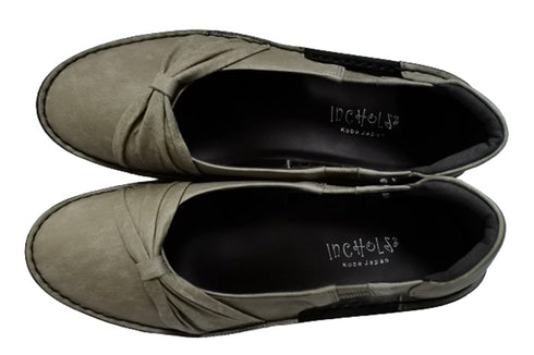 【インコルジェ 3262 ライトグレー】サイドオープンリボンパンプス