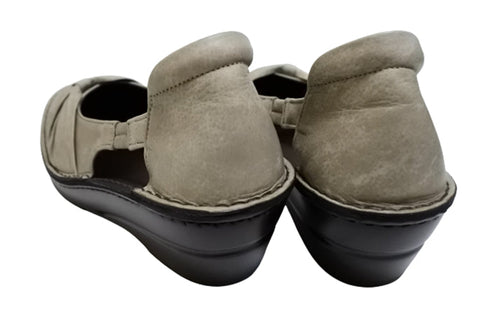 【インコルジェ 3262 ライトグレー】サイドオープンリボンパンプス