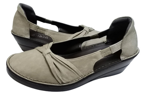 【インコルジェ 3262 ライトグレー】サイドオープンリボンパンプス