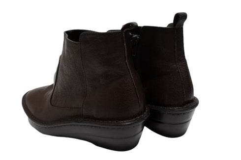 【インコルジェ3269 ダークブラウン】スマートショートブーツ