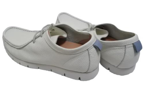 【arui_toe 3590 オフホワイト】本革コンフォートモカシン靴紐シューズ