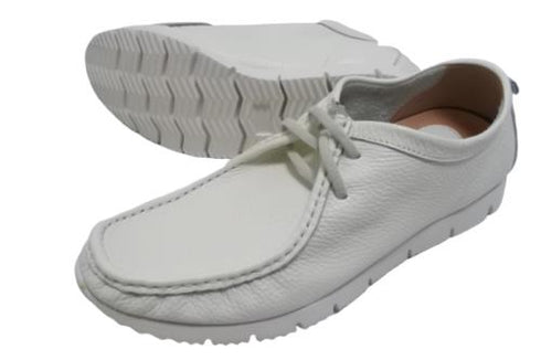 【arui_toe 3590 オフホワイト】本革コンフォートモカシン靴紐シューズ