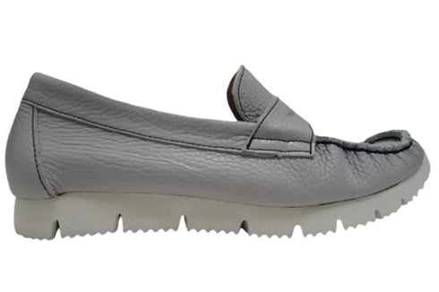 【arui_toe 39512 アイスグレー】本革コンフォートローファー