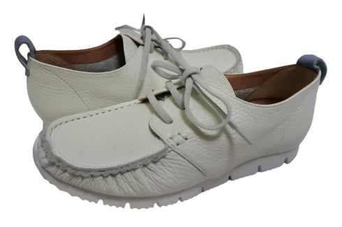 【arui_toe 3955 オフホワイト】本革コンフォートモカシンデッキシューズ