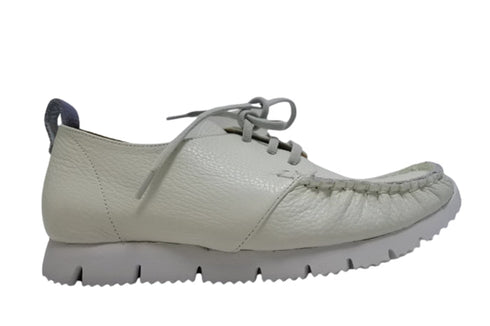 【arui_toe 3955 オフホワイト】本革コンフォートモカシンデッキシューズ