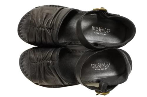 【インコルジェ 4038 ブラック】ふんわりギャザーサンダル